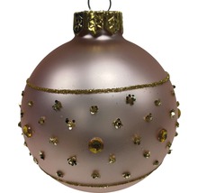 Rosa Weihnachtsbaumkugel mit Ornamenten