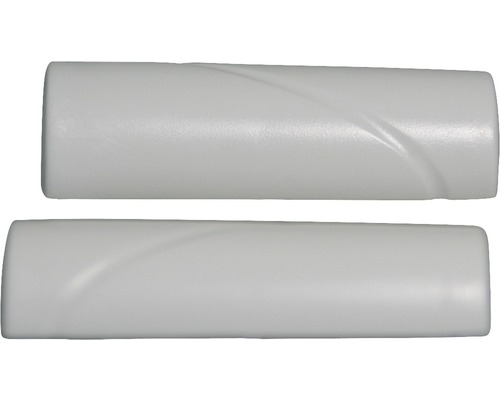 Zwei weiße Badewannengriffe für die Montage.