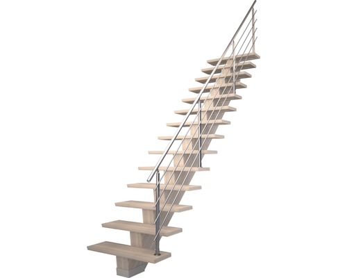 Holztreppe mit Metallgeländer