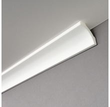 Deckenleiste aus Kunststoff, montiert an Wand und Decke