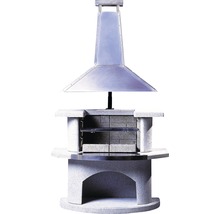 Grillkamin aus Stein mit Rauchabzug