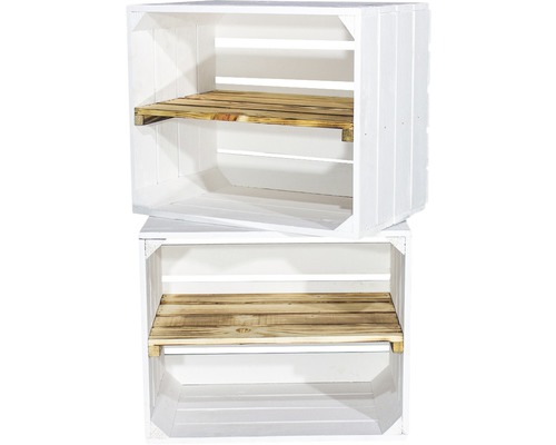 Zwei weiße Holzkisten mit Regalböden gestapelt