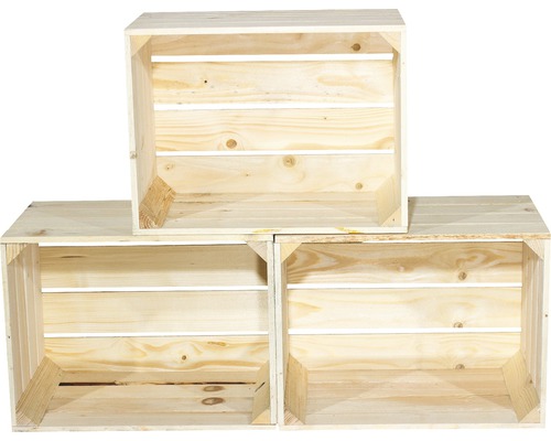 Drei Holzkisten gestapelt