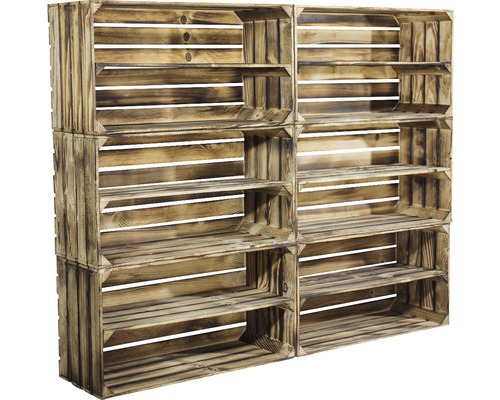 Regal aus sechs Holzkisten