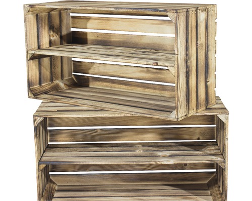 Zwei Holzkisten gestapelt zur Aufbewahrung