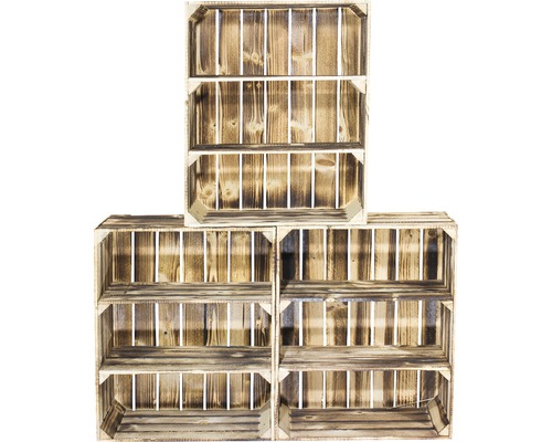 Stapel aus vier Holzkisten