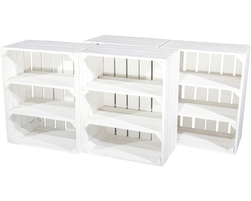 Drei weiße Holzkisten mit jeweils drei Fächern