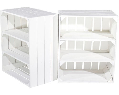 Zwei weiße Regalkisten aus Holz mit je drei Regalfächern