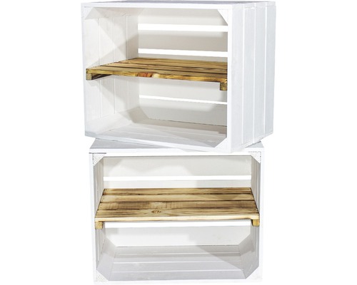 Zwei weiße Holzkisten mit Regalböden