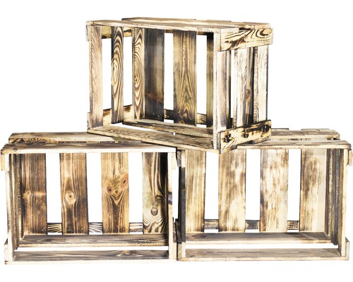 Drei gestapelte Holzkisten zur Aufbewahrung