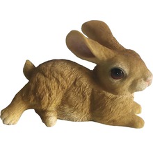 Hase als Gartenfigur