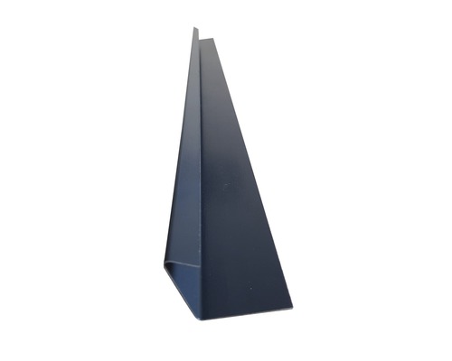 Winkelprofil aus Metall