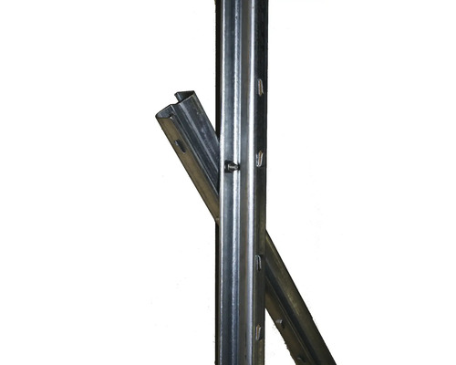 Metallzaunpfosten mit Befestigungslöchern