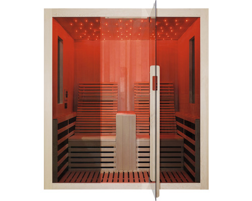Innenansicht einer Infrarotsauna mit Holzbänken und Glasfront