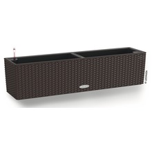 Rechteckiger Pflanzkasten mit Bewässerungssystem und Rattanoptik