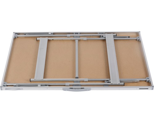 Zusammengeklappter Tisch mit Aluminiumrahmen und Tragegriff