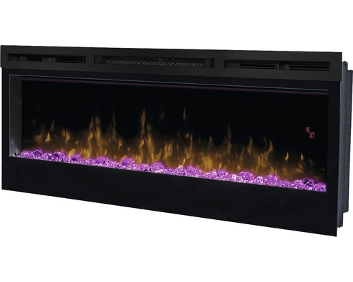 Elektrischer Kamin mit simulierten Flammen und Zierkristallen in einem schwarzen Rahmen