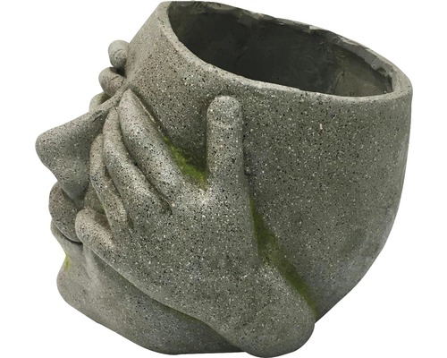 Blumentopf aus Stein in Form eines Gesichtes mit Händen