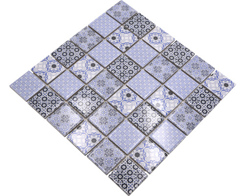 Mosaikfliese mit Muster