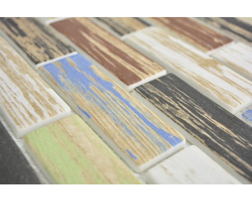 Mosaikfliese in Holzoptik