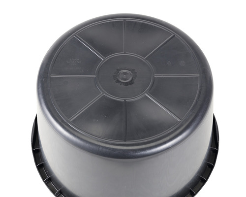 Unterseite eines Pflanzkübels