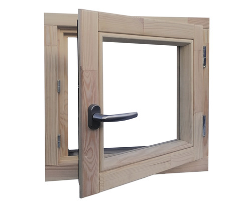 Geöffnetes Holzfenster mit Griff