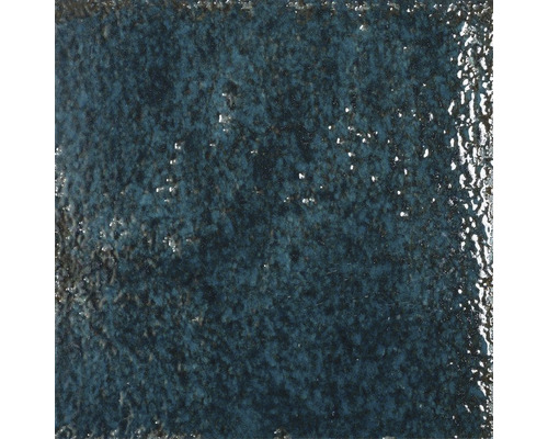Steingut Wandfliese Alma 15x15 cm blau glänzend Quadratische dunkelblaue Keramikfliese mit leicht unebener Oberfläche.