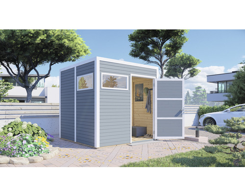 Gartenhaus mit Fenster und offener Tür im Garten