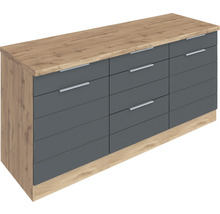 Kommode mit neun Schubladen und Griffen