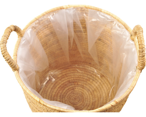 Innenansicht eines geflochtenen Übertopfes mit Griffen und Kunststoffauskleidung