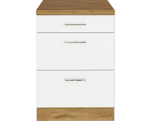 Kommode mit drei Schubladen und Griffen