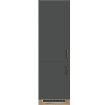 Hochschrank mit zwei grauen Türen und silberfarbenen Griffen sowie einer Holzsockelleiste