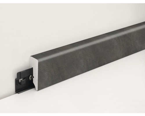 Sockelleiste aus Holz mit Clip zur Befestigung an der Wand