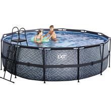 Aufstellpool mit Leiter und zwei Kindern im Wasser