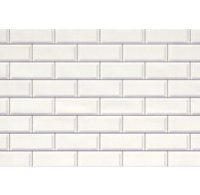 Rechteckige Wandfliesen im Mauerverband