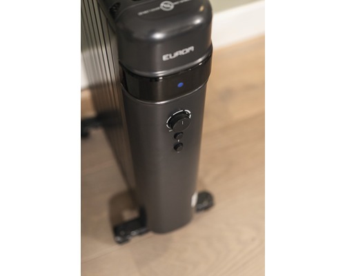 Elektrischer Radiator mit Bedienfeld der Marke Eurom