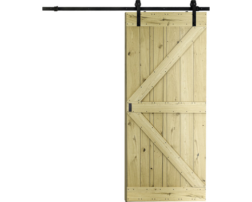 Holzschiebetür mit schwarzem Beschlag