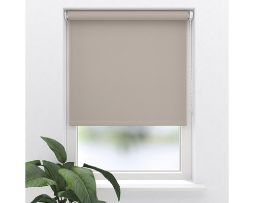 Beige Rollo am Fenster