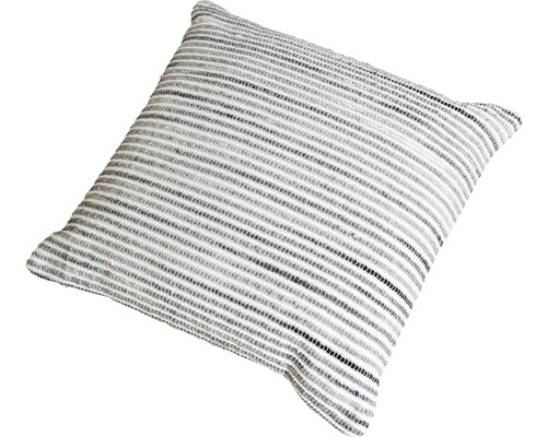 Quadratisches Kissen mit Streifenmuster