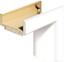 Detailansicht einer weißen Türzarge mit sichtbarem Querschnitt