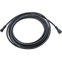 Schwarzes Verlängerungskabel mit Stecker
