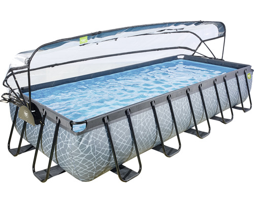 Rechteckiger Swimmingpool mit Überdachung für den Außenbereich