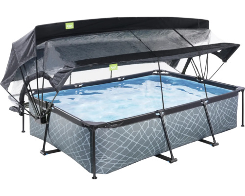 Rechteckiger Stahlrahmenpool mit Abdeckung.