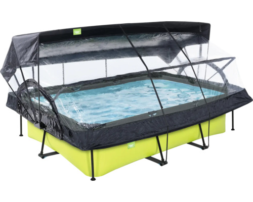 Rechteckiger Swimmingpool mit transparenter Poolabdeckung