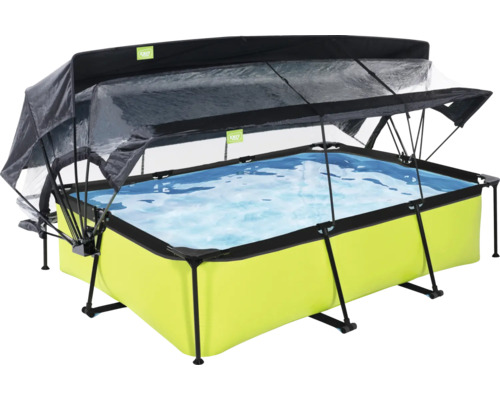 Rechteckiger Pool mit Abdeckung zum Schutz vor Witterungseinflüssen.