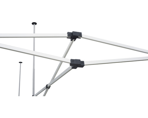 Detailansicht des Aluminiumrahmens eines Pavillons mit schwarzen Verbindungsstücken.