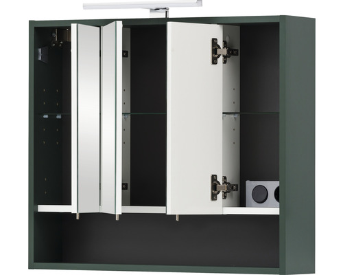 Geöffneter Spiegelschrank mit Beleuchtung und Glasböden