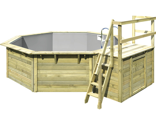 Achteckiger Pool aus Holz mit Leiter und Plattform.