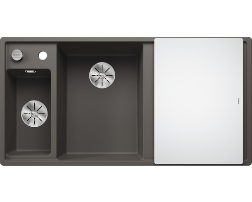 Spüle mit zwei Becken und Schneidebrett