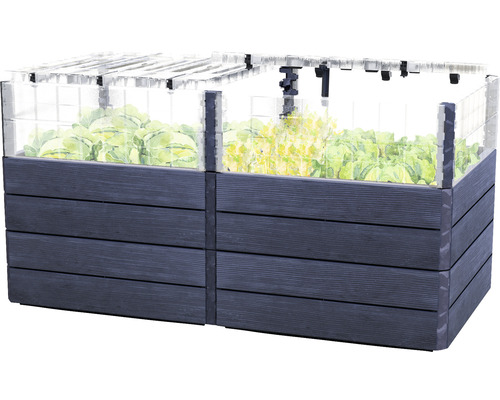 Hochbeet aus Holz mit transparentem Aufsatz und Pflanzen